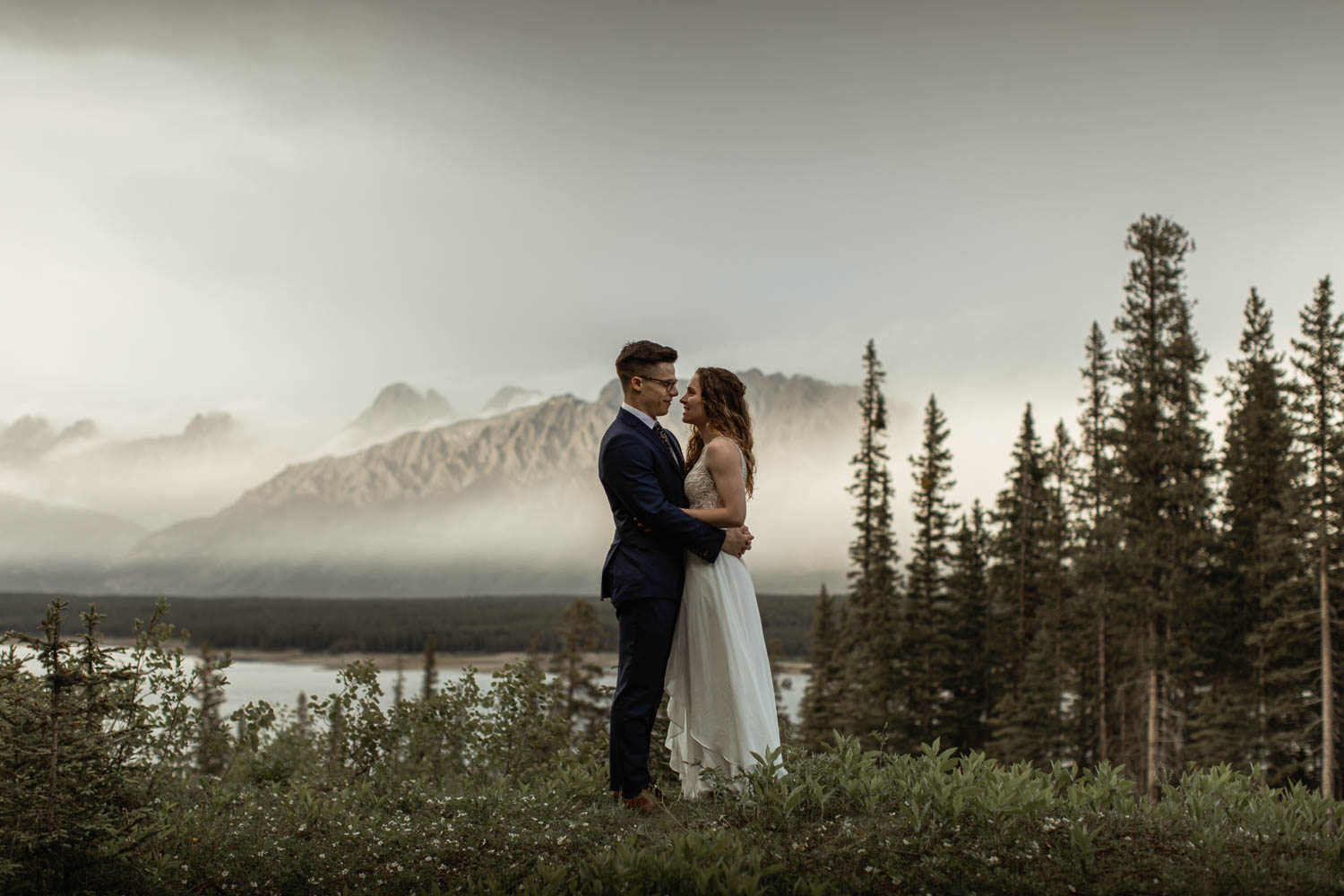 Kananaskis hiking elopement