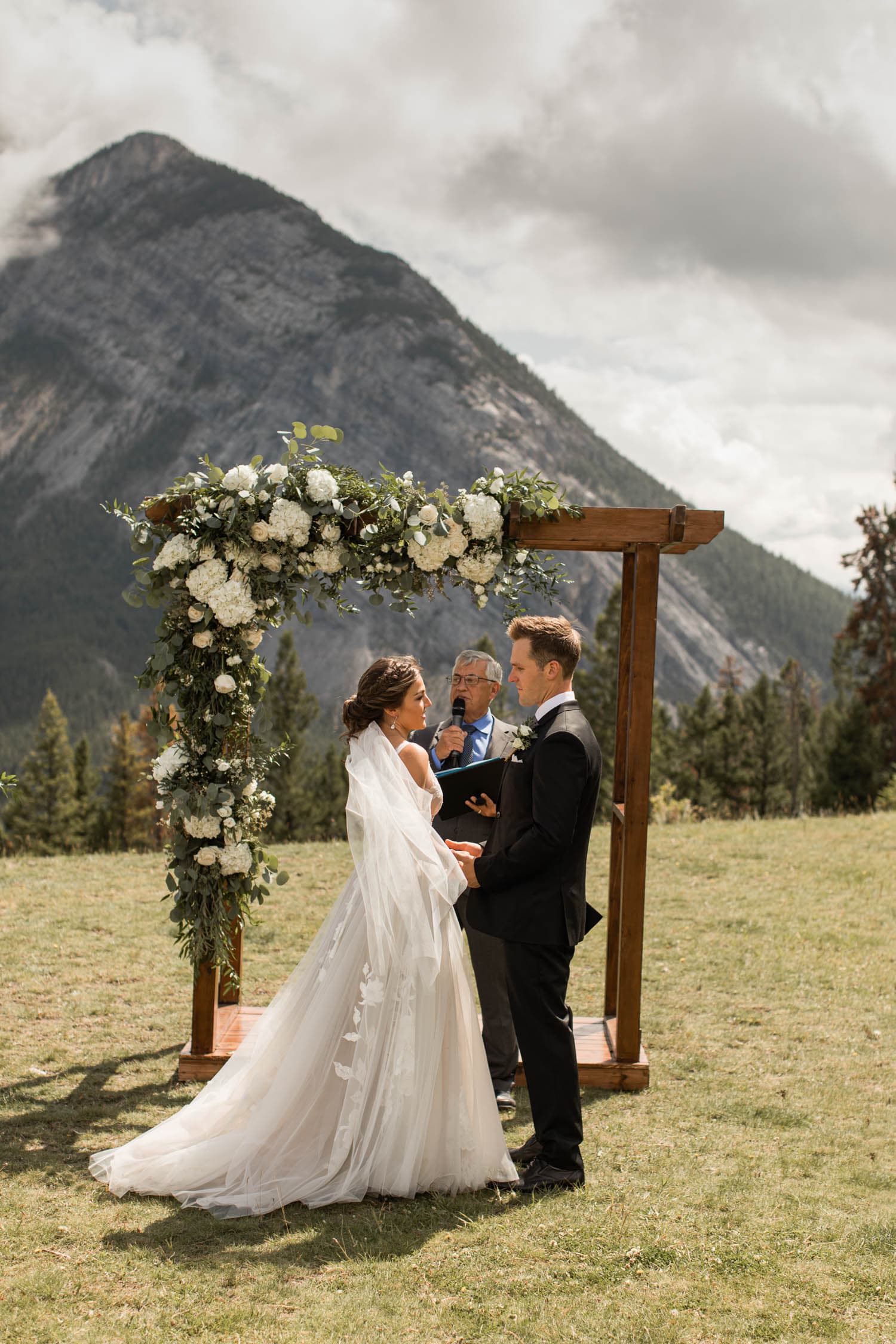 Buffalo Mountain Lodge Wedding