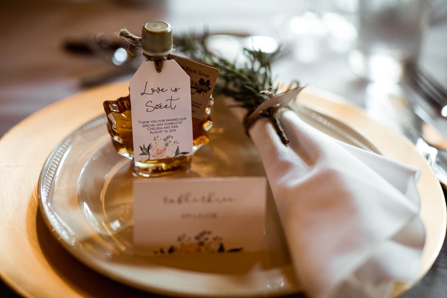 buffalo mountain lodge wedding reception decor